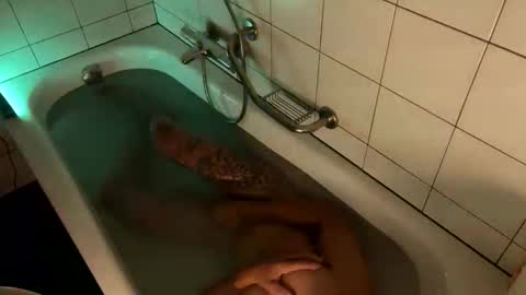 2025rob online show from October 25, 6:35 pm