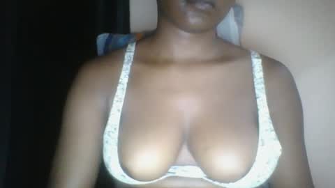 Snapshot of 20twentythree3 chatting on February 24, 9:24 pm noface online show from February 24, 9:24 pm