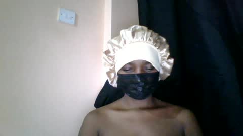 Snapshot of 20twentythree3 chatting on August 2, 9:41 am noface online show from August 2, 9:41 am