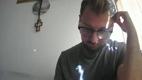 21jus online show from October 25, 10:45 am