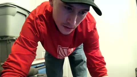 AlecurClit online show from December 8, 4:07 pm