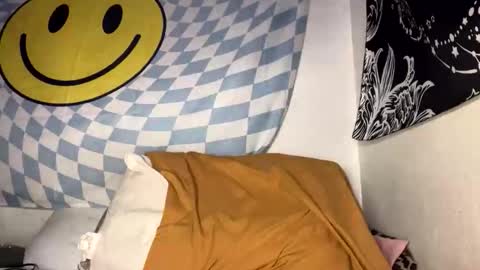 AlecurClit online show from October 18, 5:46 pm