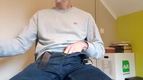 22_acacia_avenue online show from February 28, 11:55 am