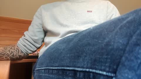 22_acacia_avenue online show from May 16, 10:58 am