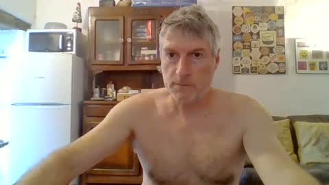 22esserre online show from June 18, 12:31 pm