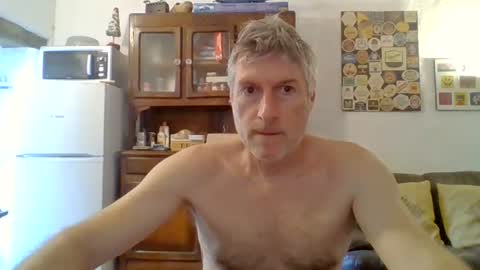 22esserre online show from June 23, 11:41 am