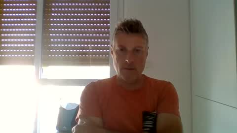 22esserre online show from July 17, 1:51 pm