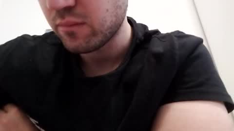 Snapshot of 22fish22_ chatting on November 10, 2:27 pm 22fish22_ online show from November 10, 2:27 pm