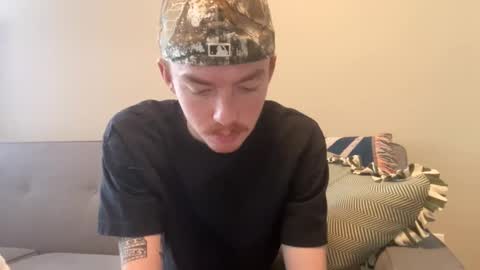 26sneakers online show from January 11, 9:53 pm