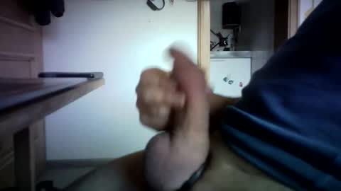 Snapshot of 28wombat12 chatting on April 3, 3:10 pm 28wombat12 online show from April 3, 3:10 pm
