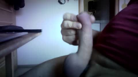 Snapshot of 28wombat12 chatting on April 25, 9:01 am 28wombat12 online show from April 25, 9:01 am