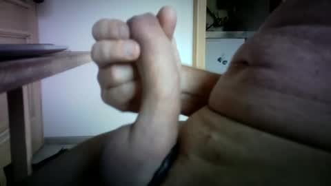 Snapshot of 28wombat12 chatting on August 3, 8:35 am 28wombat12 online show from August 3, 8:35 am
