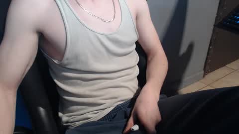 Snapshot of 2big2hype chatting on February 27, 11:49 pm cheif online show from February 27, 11:49 pm