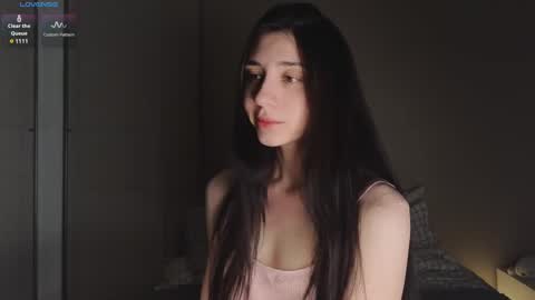 Snapshot of 2insensitive chatting on March 3, 7:49 pm Lina free control in pvt online show from March 3, 7:49 pm