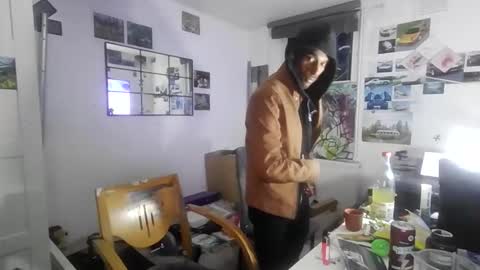 2l82agree online show from September 26, 1:09 am