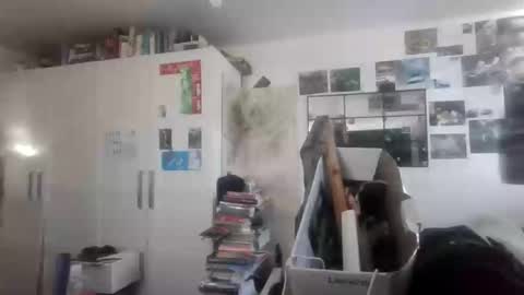 2l82agree online show from October 25, 3:51 pm