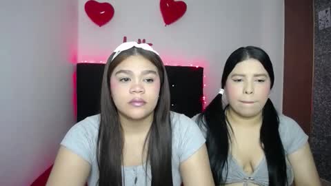 2moons_full_of_love online show from February 17, 5:26 am