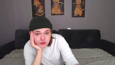 Snapshot of 2nc_ chatting on February 19, 3:19 pm Eleot online show from February 19, 3:19 pm