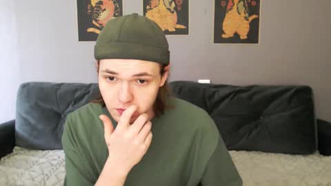 Snapshot of 2nc_ chatting on February 25, 8:35 am Eleot online show from February 25, 8:35 am