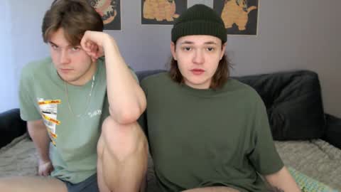 Snapshot of 2nc_ chatting on March 6, 7:05 am Eleot online show from March 6, 7:05 am