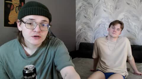 Snapshot of 2nc_ chatting on March 9, 7:56 am Eleot online show from March 9, 7:56 am