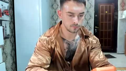 Snapshot of 2sexymuscles chatting on June 21, 8:33 pm 2sexymuscles online show from June 21, 8:33 pm