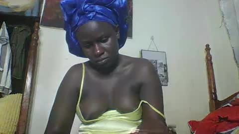 Snapshot of 2sexytea chatting on October 22, 2:56 am 2sexytea online show from October 22, 2:56 am