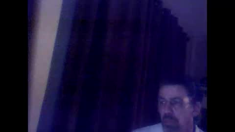 Snapshot of 333fffej chatting on March 23, 12:31 pm 333fffej online show from March 23, 12:31 pm