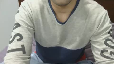 Snapshot of 36936998 chatting on December 3, 9:13 pm 36936998 online show from December 3, 9:13 pm