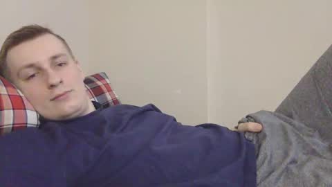 Snapshot of 3andy3 chatting on February 19, 8:10 am Andy online show from February 19, 8:10 am