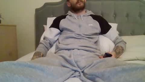 420feetloverr420 online show from March 4, 4:46 pm