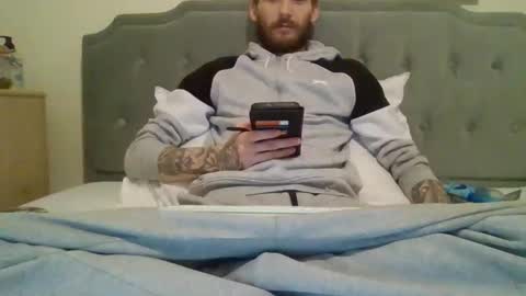 420feetloverr420 online show from March 13, 9:38 am