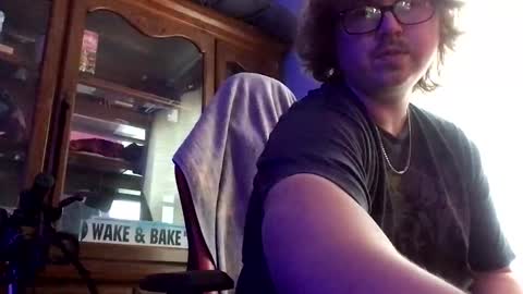 Daddythickdick420 online show from May 19, 10:27 pm