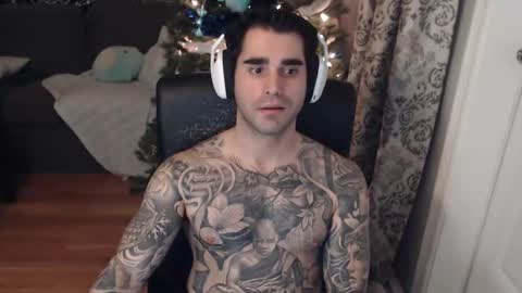 Snapshot of 420randomguy chatting on December 6, 12:45 am Anomander Rake online show from December 6, 12:45 am