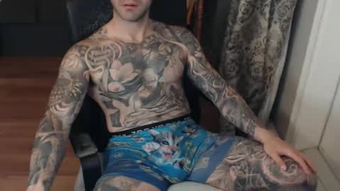Snapshot of 420randomguy chatting on September 12, 12:22 am Anomander Rake online show from September 12, 12:22 am