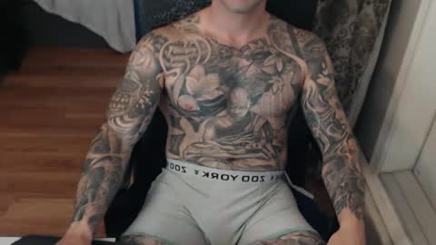 Snapshot of 420randomguy chatting on September 21, 11:50 pm Anomander Rake online show from September 21, 11:50 pm