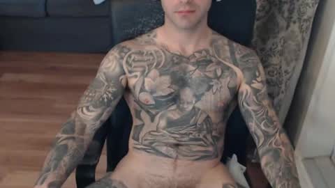 Snapshot of 420randomguy chatting on September 30, 1:05 pm Anomander Rake online show from September 30, 1:05 pm
