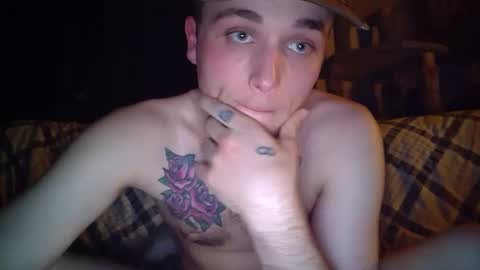 Snapshot of 4ddies_little9irl chatting on December 5, 11:27 am Gagecat online show from December 5, 11:27 am