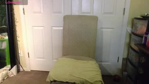 Snapshot of 4ustyn chatting on November 18, 10:47 pm 4ustyn online show from November 18, 10:47 pm