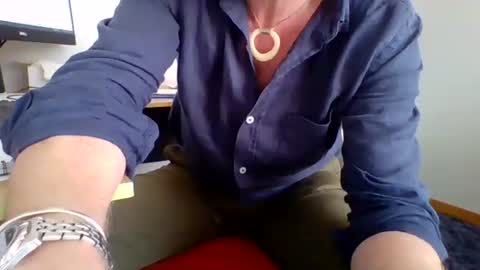 555tony555 online show from December 2, 1:36 am