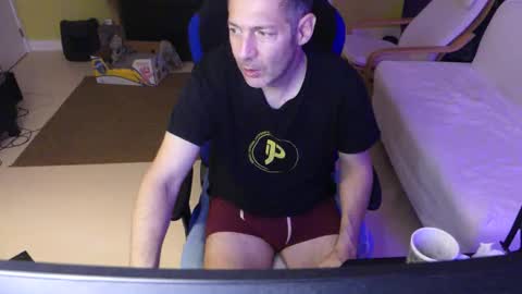 Larese Carlo online show from October 29, 2:36 am