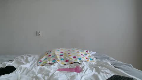 5dreamer online show from December 3, 11:19 am