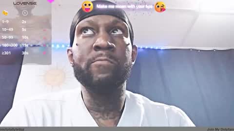 Snapshot of 5hbk chatting on December 17, 1:00 am Tettaz GetitJusy4ya online show from December 17, 1:00 am