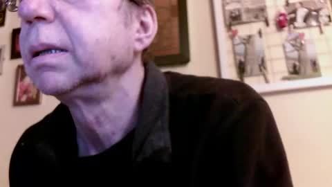 Snapshot of 64shorty chatting on February 26, 11:52 am 64shorty online show from February 26, 11:52 am