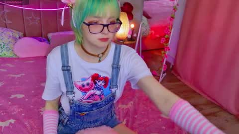 Snapshot of 666_marshmallow chatting on May 16, 10:36 am Marsi online show from May 16, 10:36 am