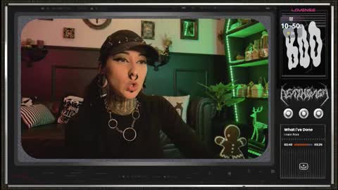 Snapshot of 666deathgasm chatting on November 29, 7:39 pm Juune online show from November 29, 7:39 pm