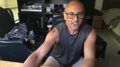 Snapshot of 66sexytime99 chatting on March 5, 10:06 pm daddy vegas for single women and couples here online show from March 5, 10:06 pm