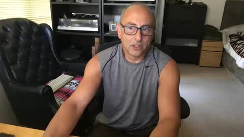 Snapshot of 66sexytime99 chatting on March 8, 8:01 pm daddy vegas for single women and couples here online show from March 8, 8:01 pm