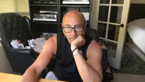 Snapshot of 66sexytime99 chatting on June 27, 8:47 pm daddy vegas for single women and couples here online show from June 27, 8:47 pm