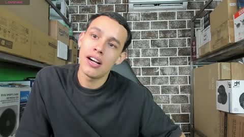 Snapshot of 69osiris chatting on April 12, 8:25 pm Osiris online show from April 12, 8:25 pm